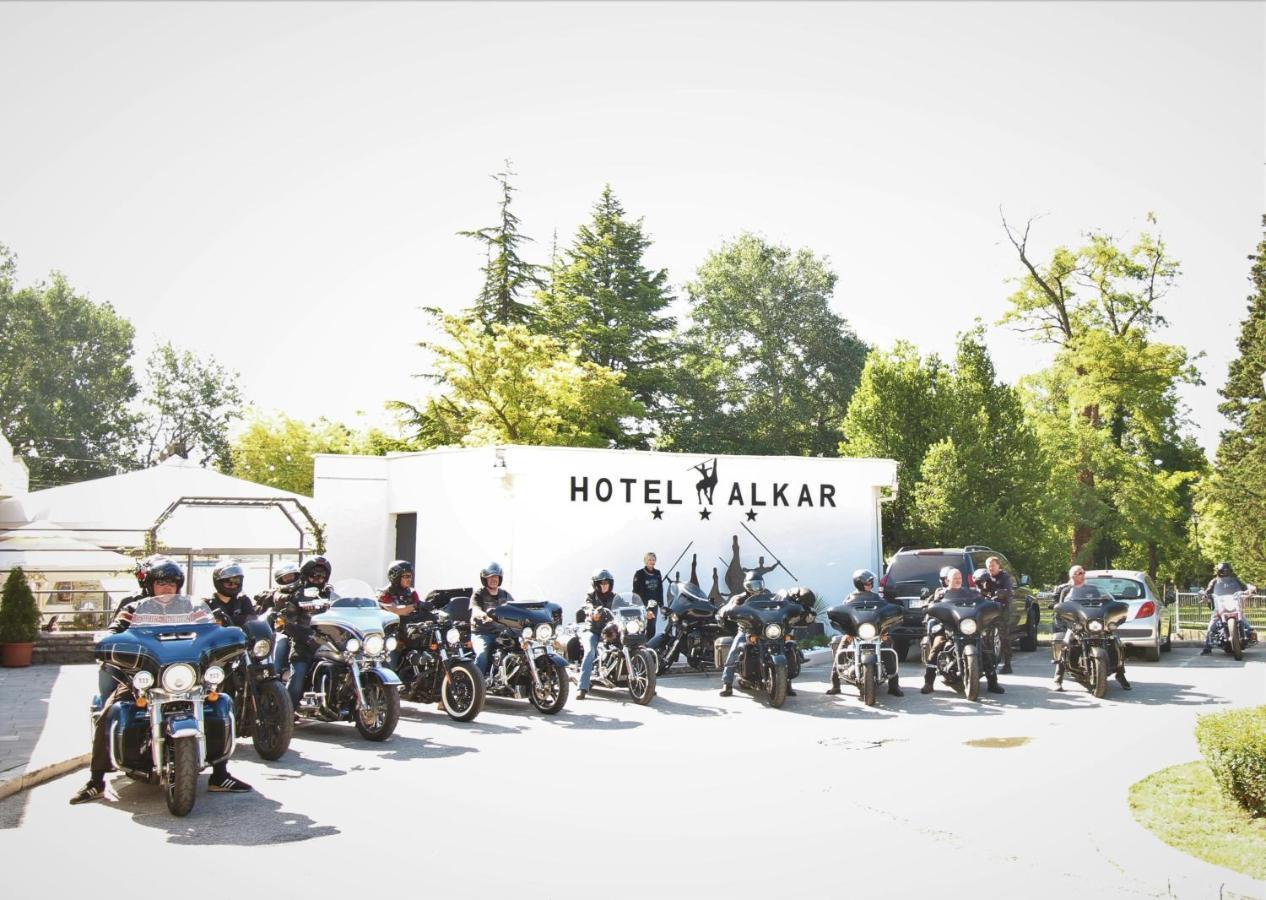 Hotel Alkar Sinj Ngoại thất bức ảnh