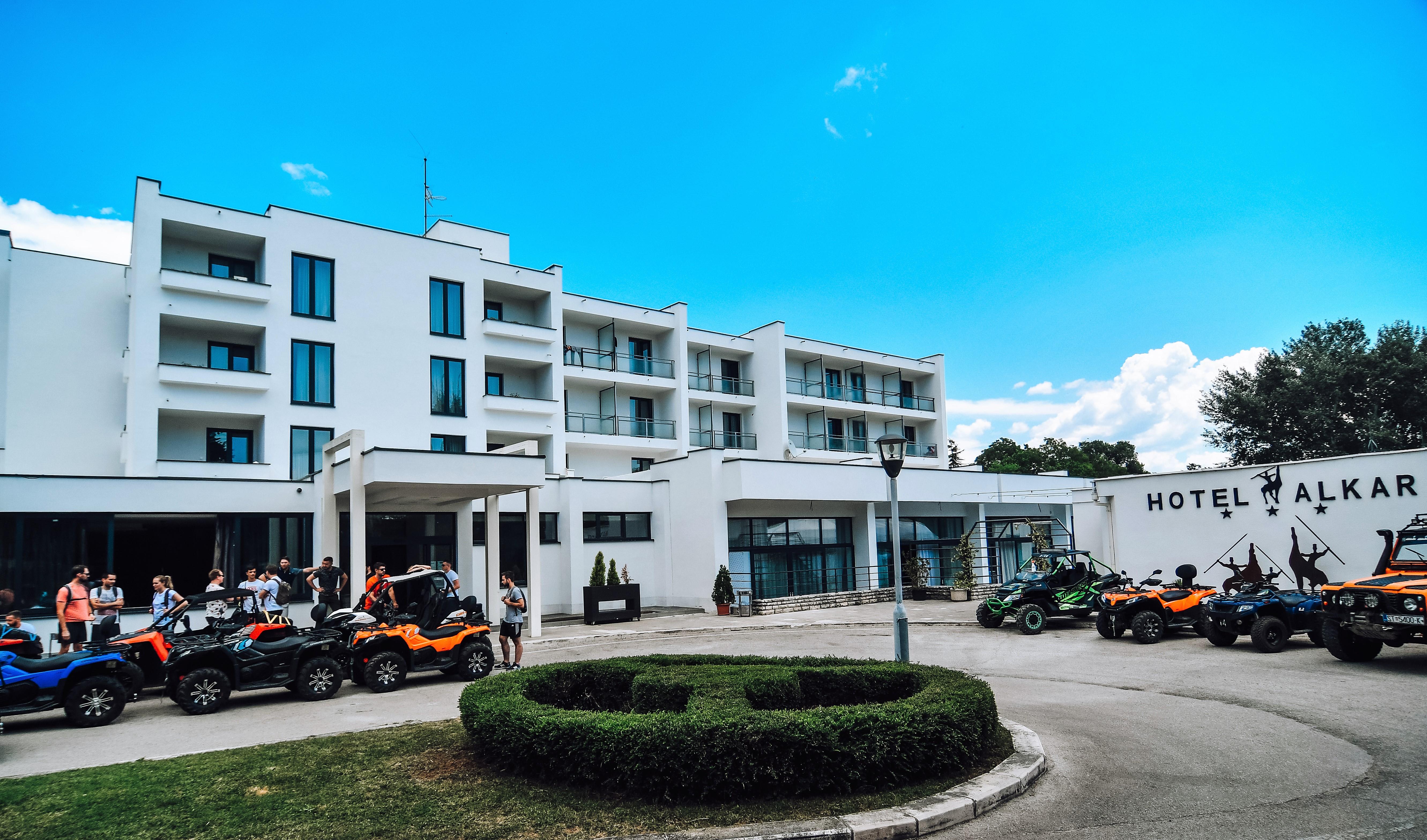 Hotel Alkar Sinj Ngoại thất bức ảnh