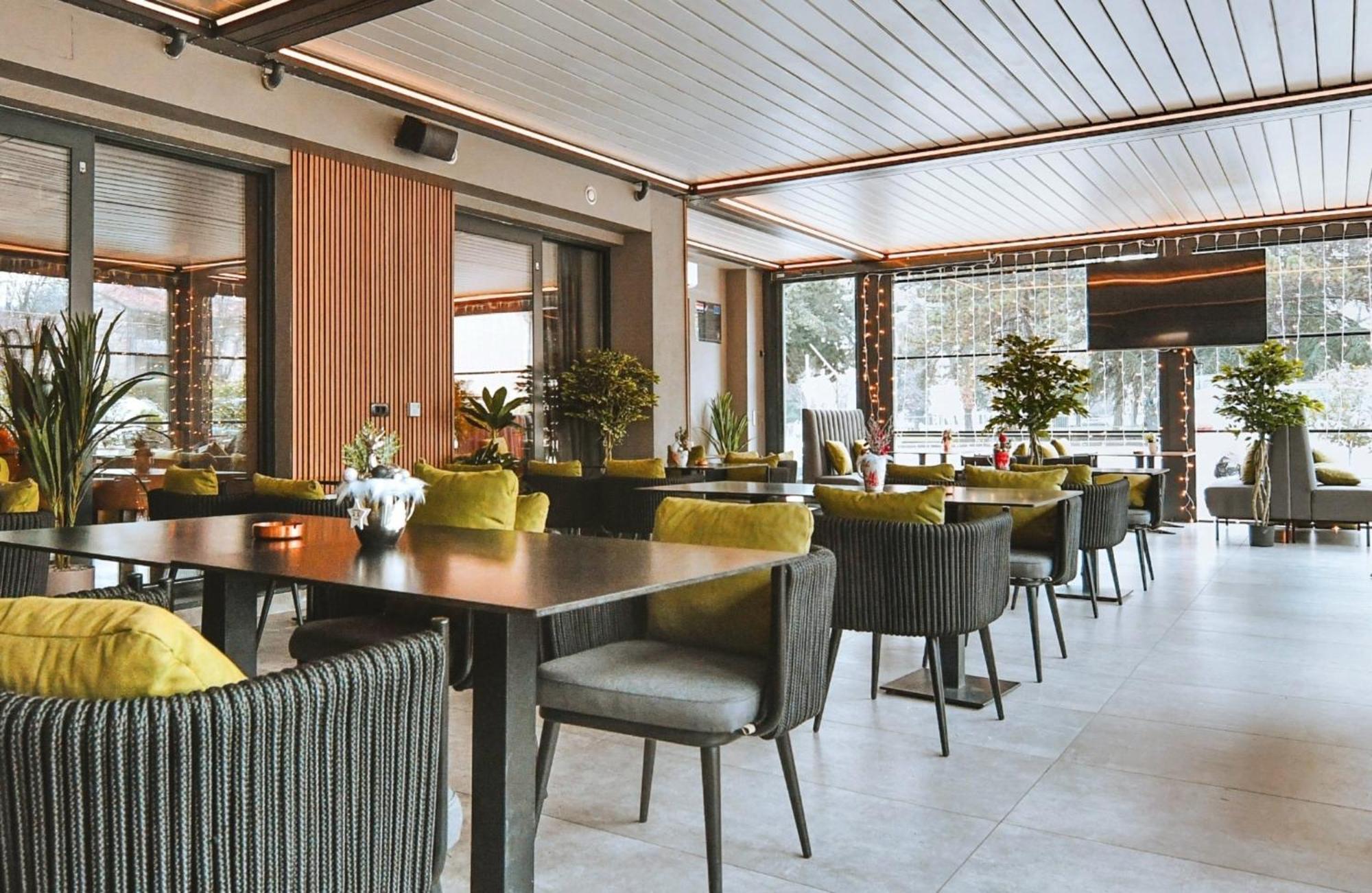 Hotel Alkar Sinj Ngoại thất bức ảnh