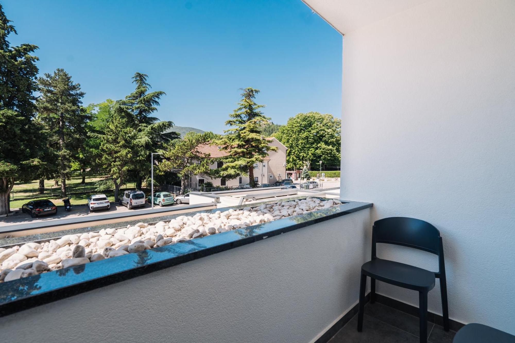 Hotel Alkar Sinj Ngoại thất bức ảnh