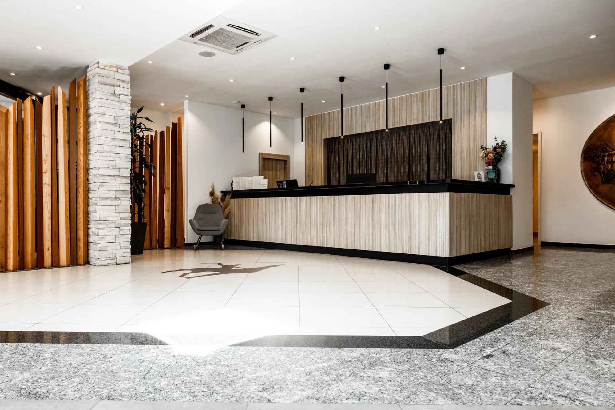 Hotel Alkar Sinj Ngoại thất bức ảnh