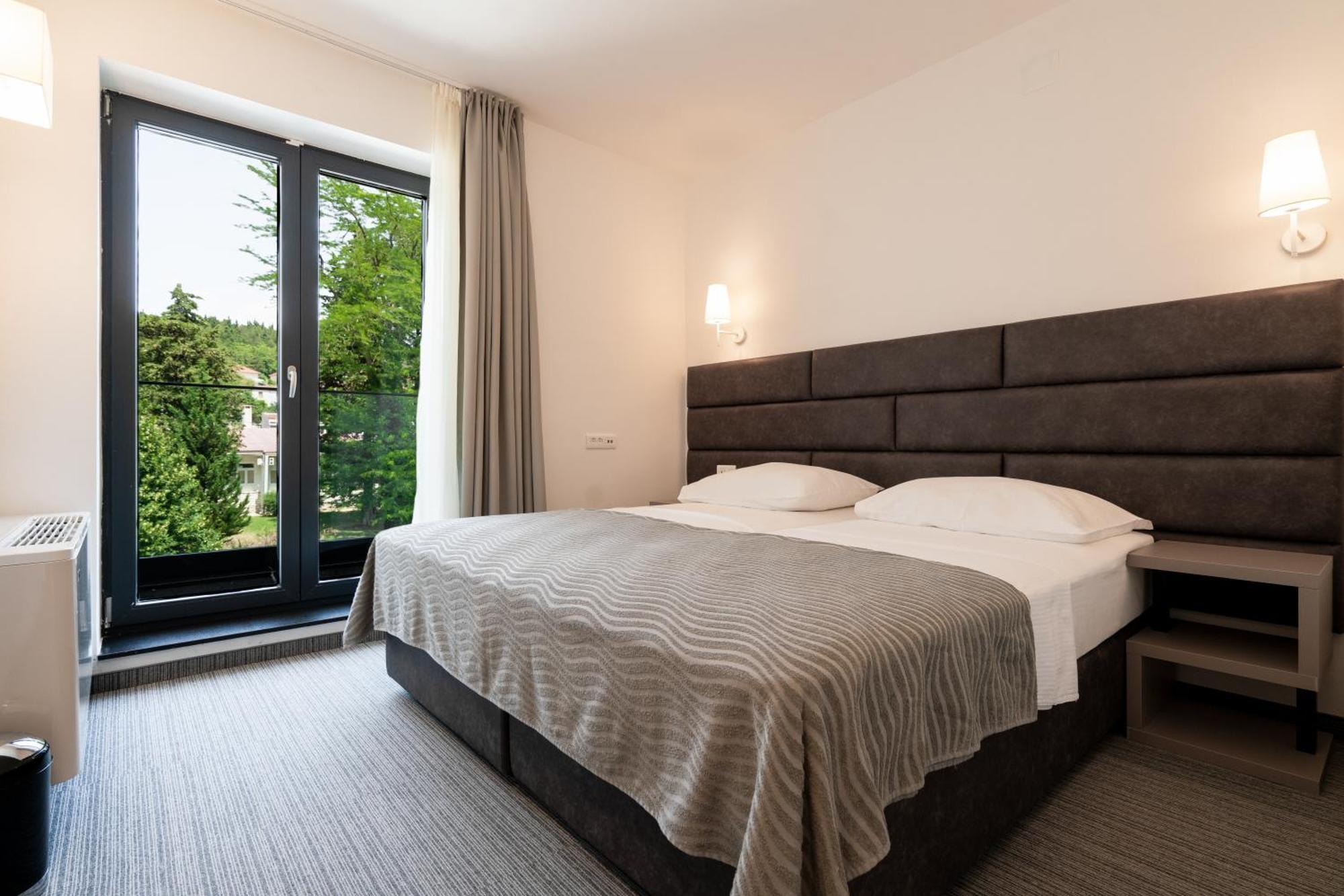 Hotel Alkar Sinj Ngoại thất bức ảnh